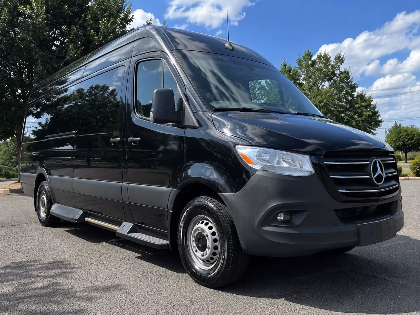 apple valley employee transportation