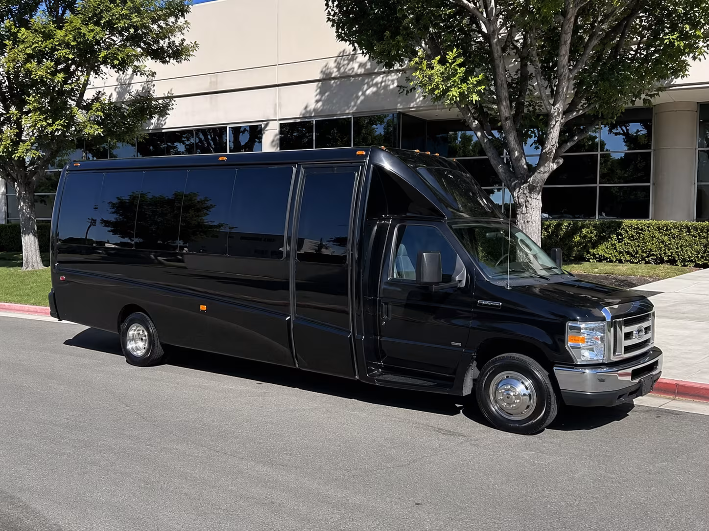 bachelor bachelorette party bus rental