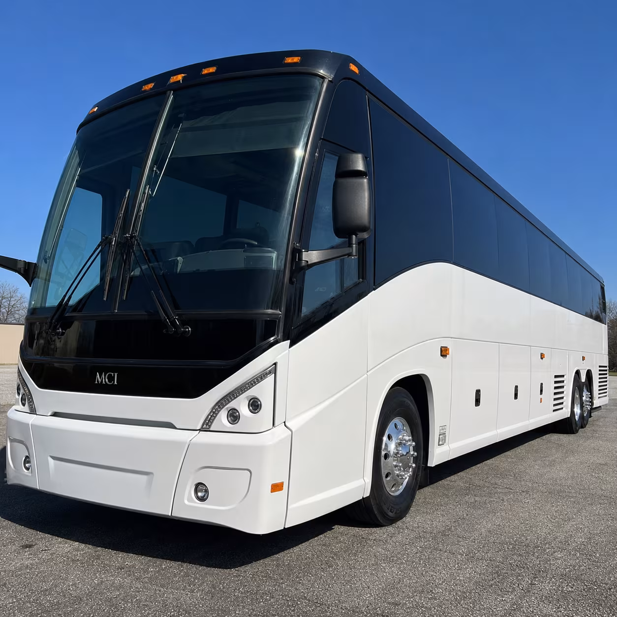 bus rental options for lake havasu city trips