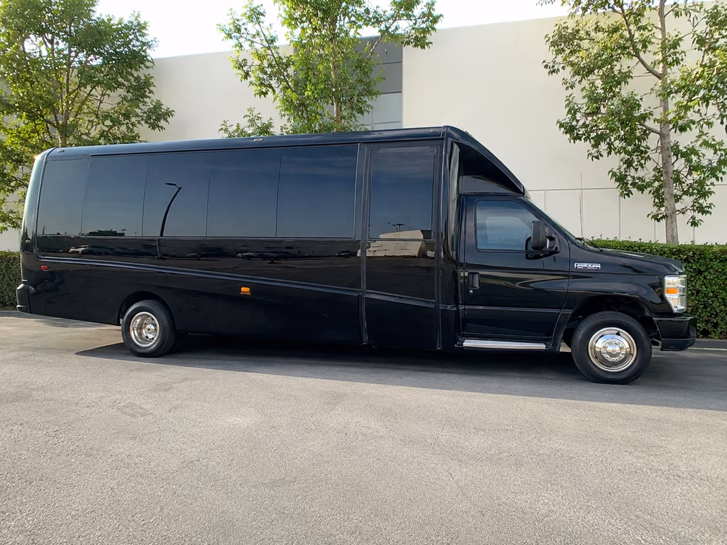 hesperia airport transportation