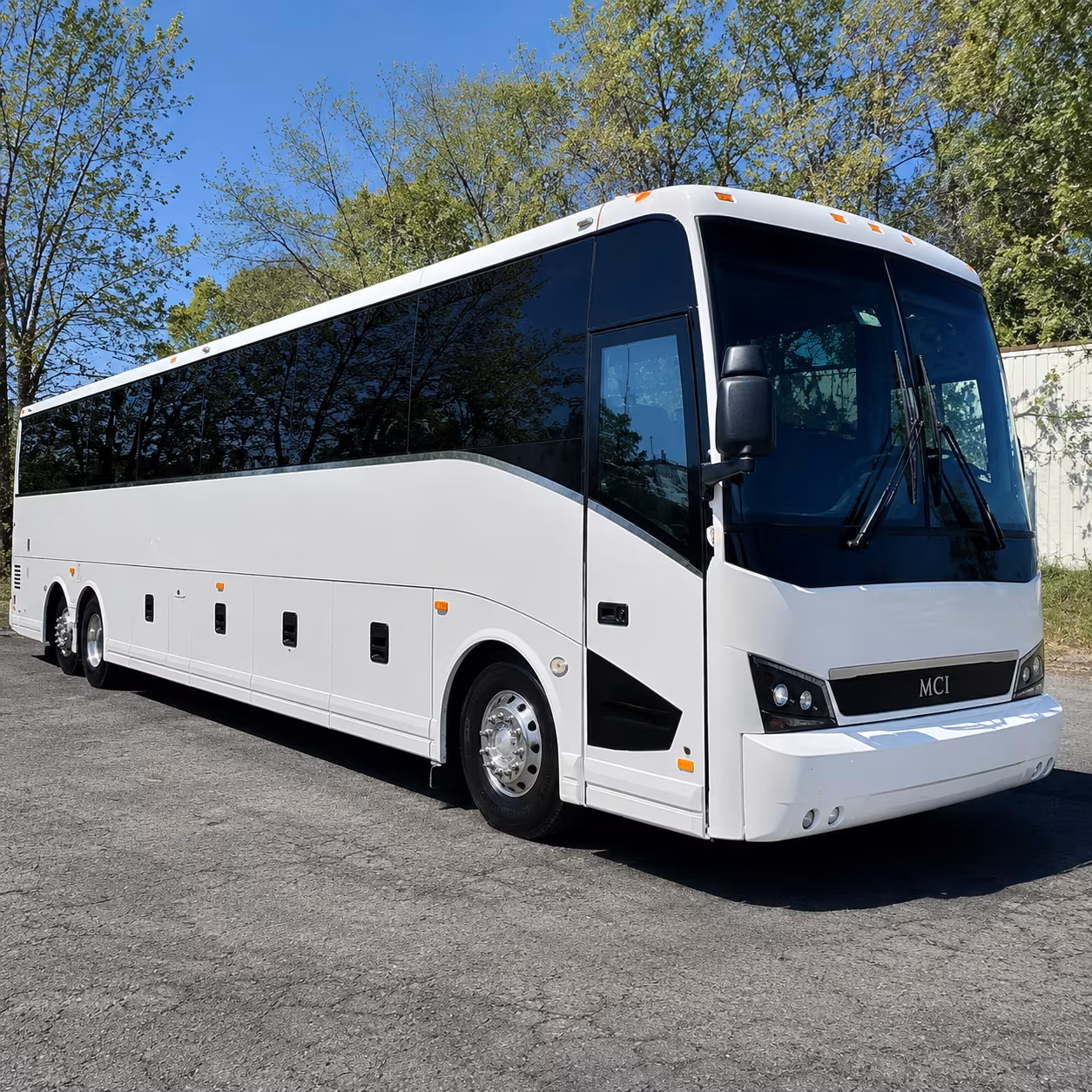 lakehavasucitycharterbuscompany com makes it possible to find concert transportation for spring break and major festival weekends