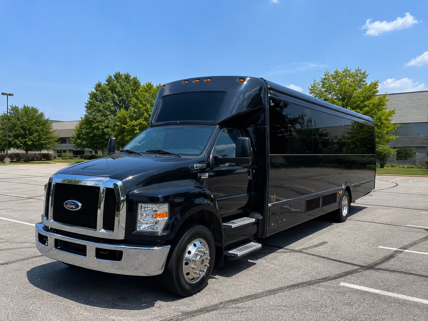 london bridge english village waterfront party bus rental