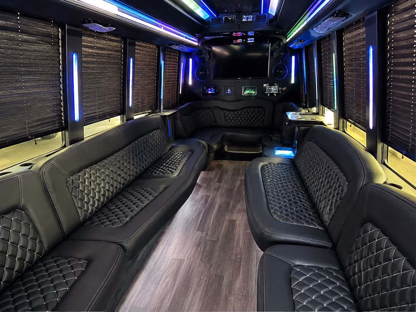 start the night right with a party bus pickup near the london bridge